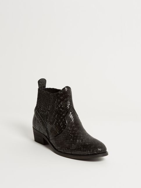 Kingsley Claudia Short Boots python special grey
front view