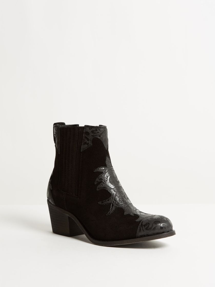 Kingsley Lydia Short Boot sensory black oak black front view