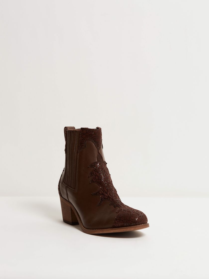 Kingsley Lydia Short Boot cognac cognac cracked suede front view